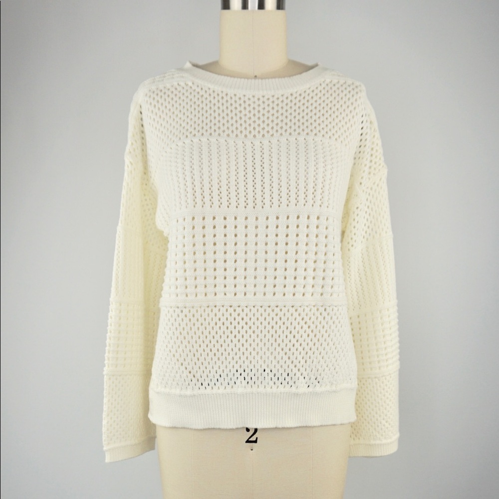 Crochet Sweater w Contrast woven back
